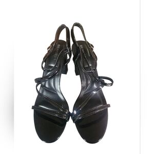 Berness Hattie Black Strappy Block Heel Minimalist Glossy Women's Sandals Sz 9
